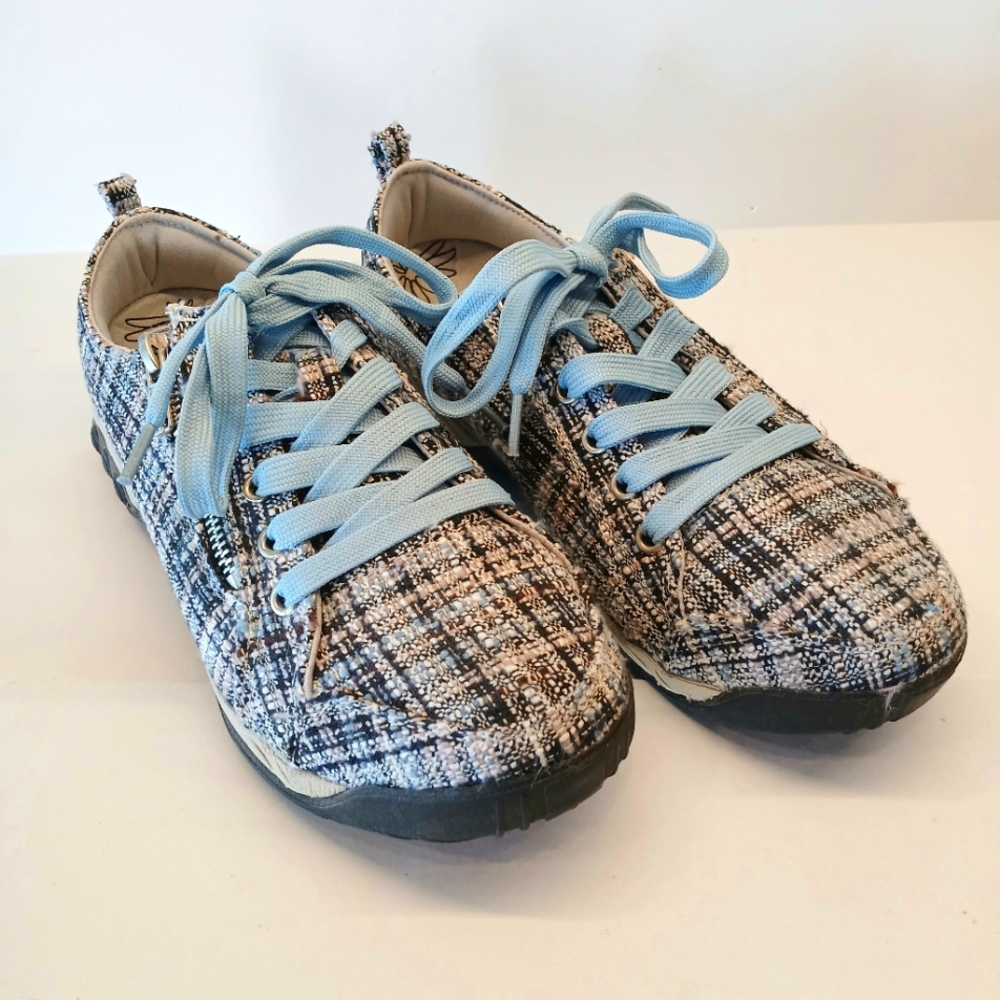 Therafit Women's Sienna Blue Plaid Athletic Sneakers, Size 7M, Side Zipper.